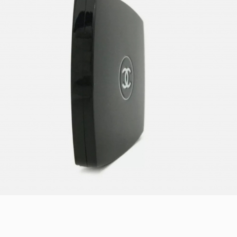 Chanel Compact Mirror - Picture 5 of 6